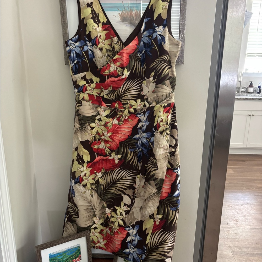 Tommy Bahama Floral  Sleeveless Dress - Multicolor EUC